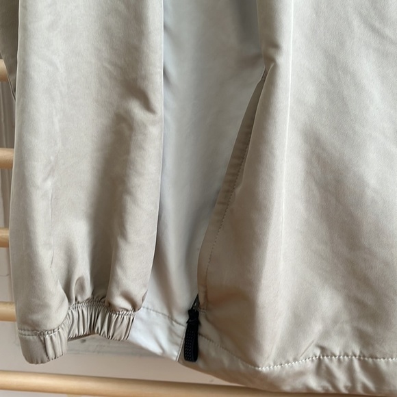 Nike Half Zip Golf Pullover Lightweight Jacket Dual shade tan with pockets - Picture 5 of 7